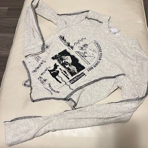 long sleeve crop top